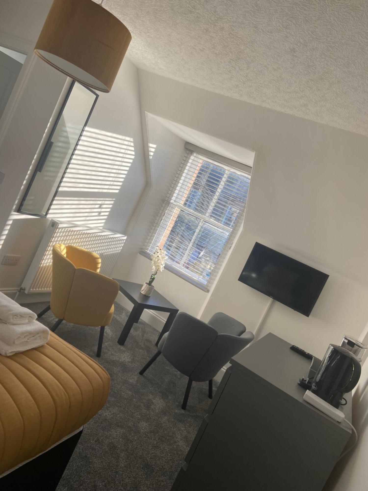 The Station Hotel アルネス エクステリア 写真